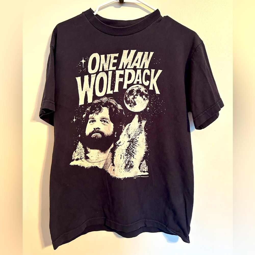 The Hangover One Man Wolfpack Ripple Junction Graphic T-Shirt Size Medium